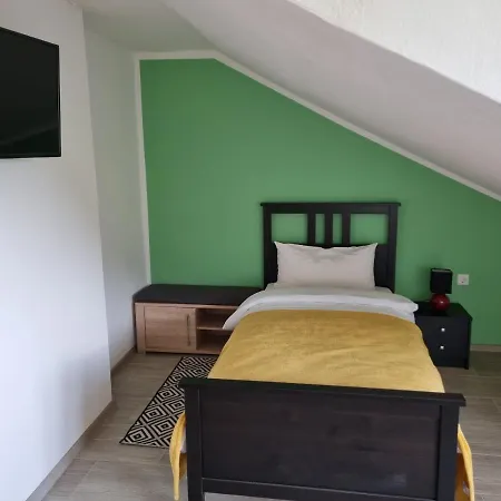 Gaestehaus Schoenstein Guest house Gilserberg