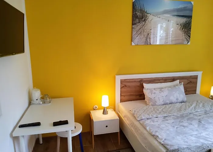 Gaestehaus Schoenstein Guest house *