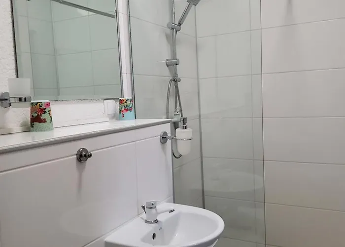 Gaestehaus Schoenstein Guest house *